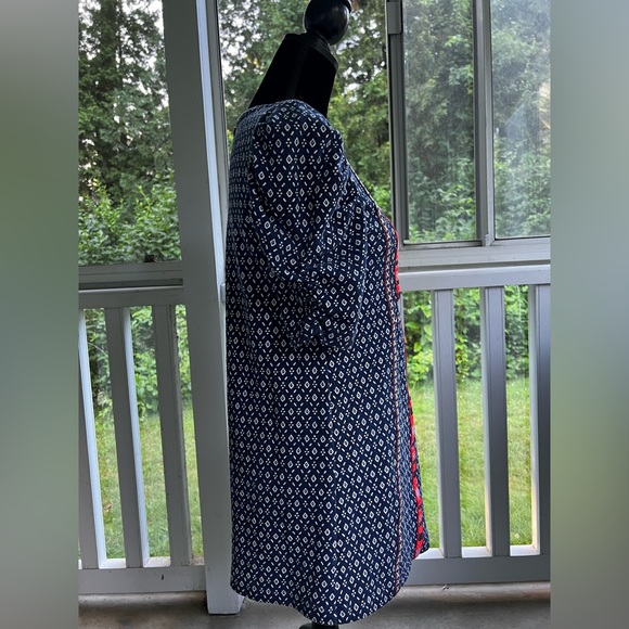 Anthropologie Akemi + Kin Embroidered Women's Tunic top - Picture 3 of 8